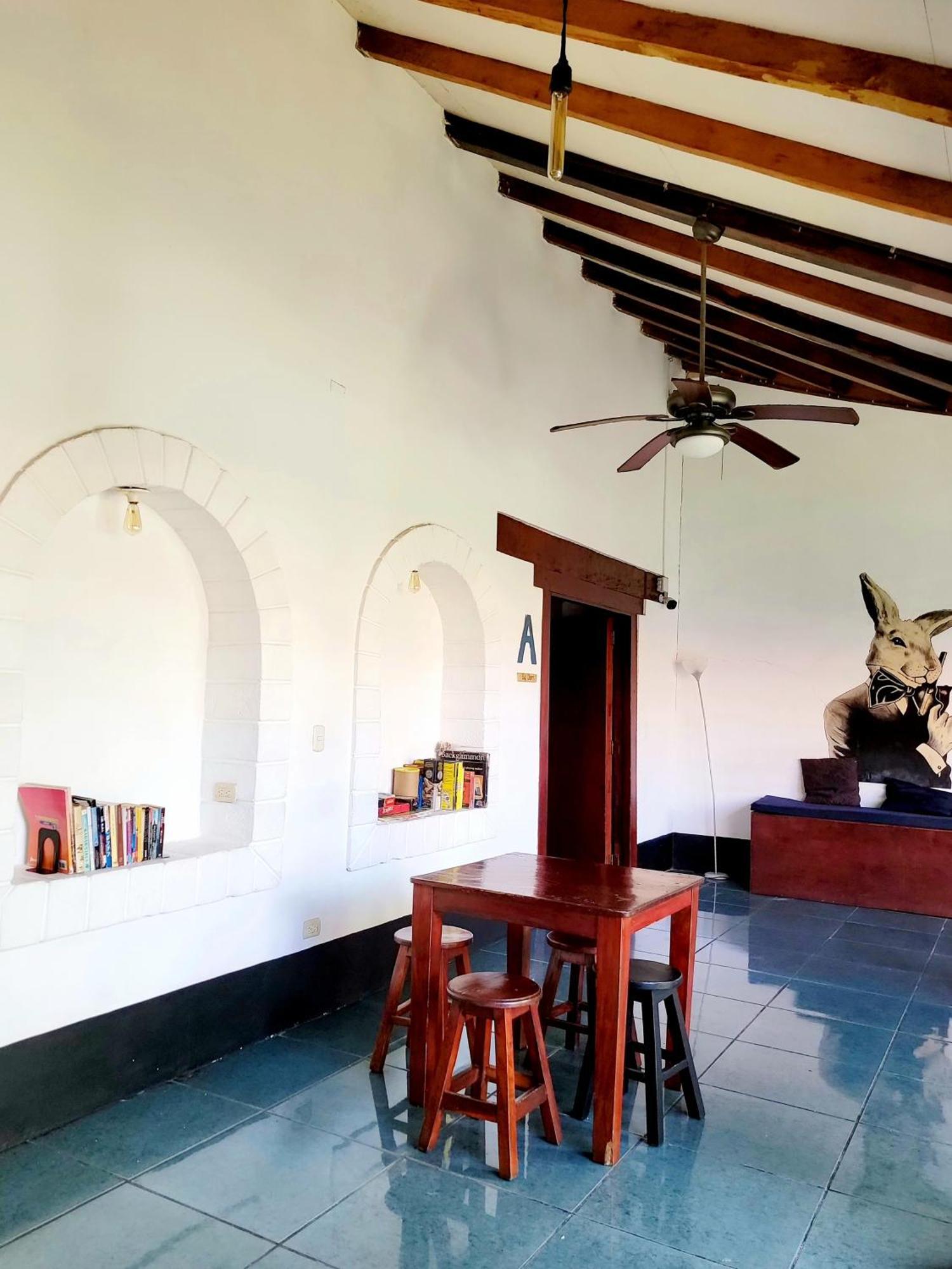 Poco A Poco Hostel Leon Luaran gambar